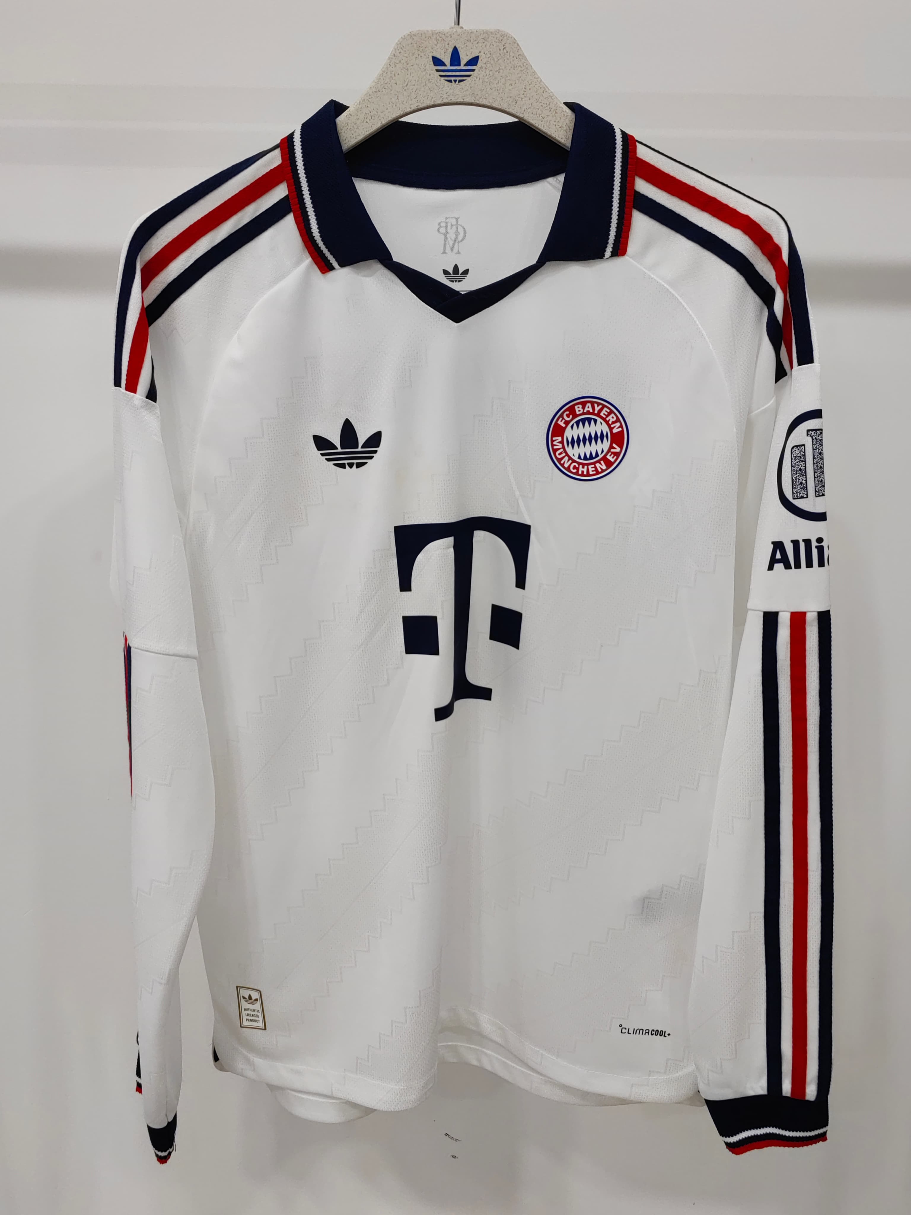 Bayern de Múnich alterna Manga Larga 2026/27